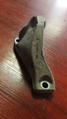 BMW 1 (E81/E87) 2009 Diesel Kraftstoffpumpenhalter 7804376