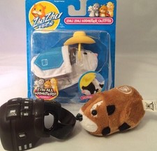 ZHU ZHU PETS OUTFIT WESTERN HAT  VEST FITS ALL ZHU ZHU  Armor  A Critter 2010