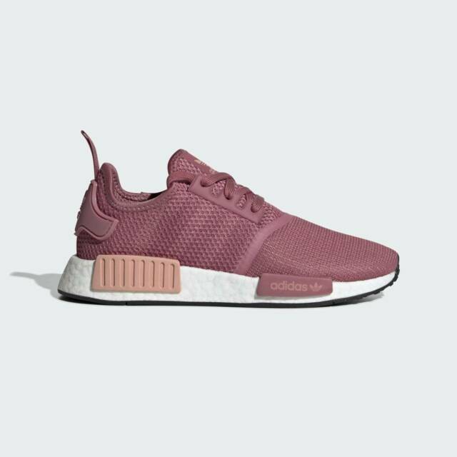 trace pink nmd