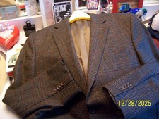 men's 42R fab Cremieux plaid sport coat from Dillard's w/ Loro Piana wool Italy