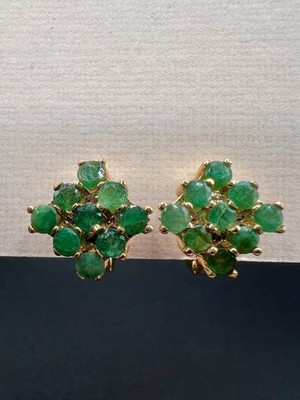 Natürliche Smaragd Diamantförmige Gold Ohrringe Huggie Stil Grün Edelstein