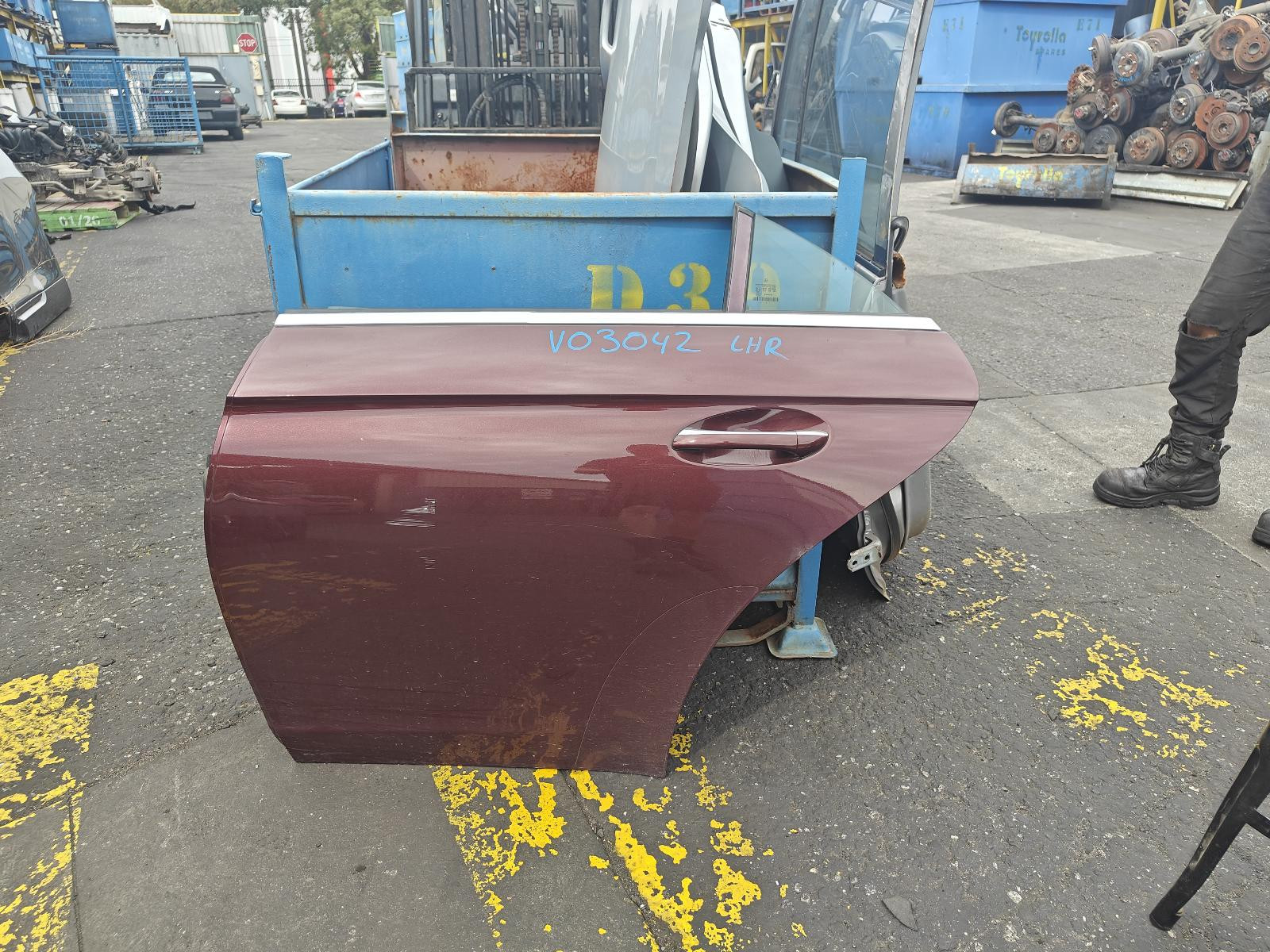 Mercedes CLS Class Left Rear Door Shell C219 / CLS 350 04/2005-05/2011