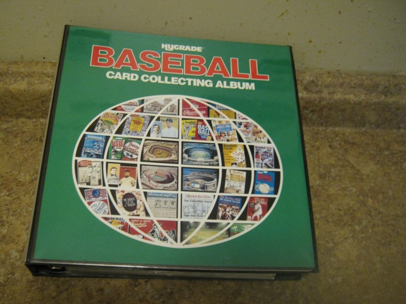 Hygrade Baseball Card Collecting Album with 490 Assorted Baseball Cards 70s&up.