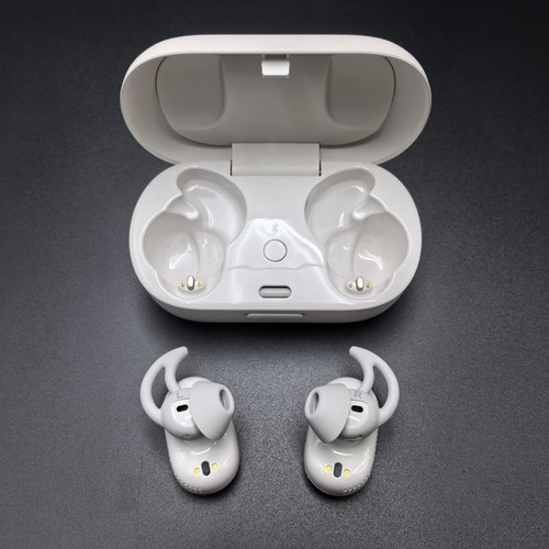 Bose QuietComfort Sports EarBuds Noise Cancelling Wireless Bluetooth Headphones - Picture 13 of 55