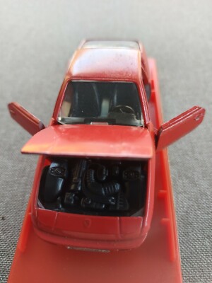 Miniature Porsche 924 Rouge - Schuco - Échelle 1:43 - Neuve