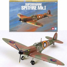 TAMIYA 60748 Supermarine Spitfire Mk.I 1:72 Aircraft Model Kit