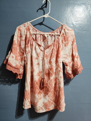 Maurices Ladies Size S  Tie Dyed V Neck Short Sleeved Top