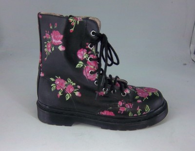 floral lace boots