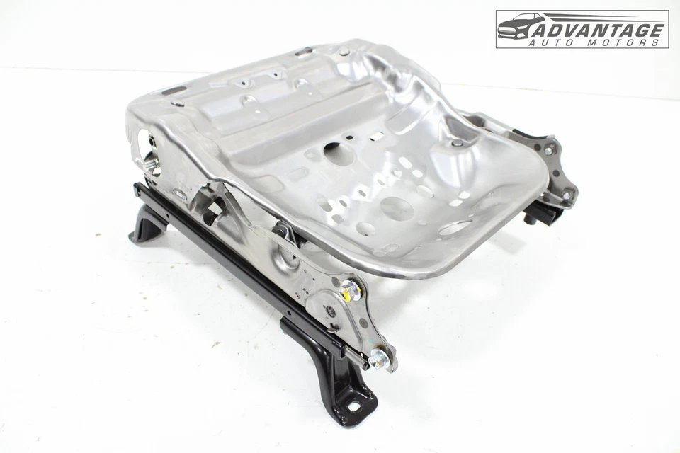 MITSUBISHI MIRAGE 2014-2024 ASIENTO DELANTERO IZQUIERDO LADO DEL CONDUCTOR MARCO DE PISTA INFERIOR OEM Foto 4 de 4