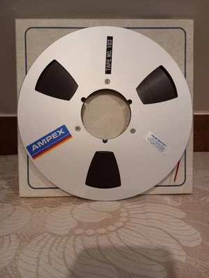 Ampex 456 Aluminium Reel 10.5 inch for 1/4" tape and Box - Image 1 of 4
