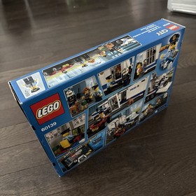 LEGO CITY SET 60139 MOBILE COMMAND CENTER POLICE ~ NEW and Sealed