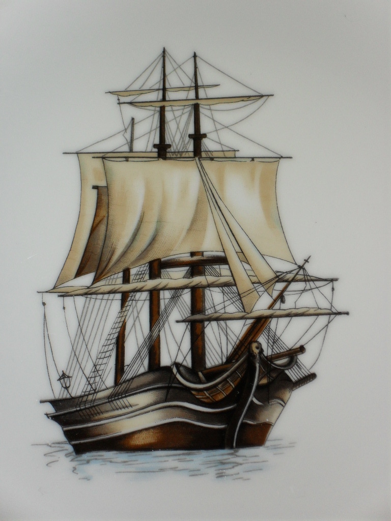 SAILING SHIP BOAT Collector's Plate w/Gold Trim Japan Vintage 9