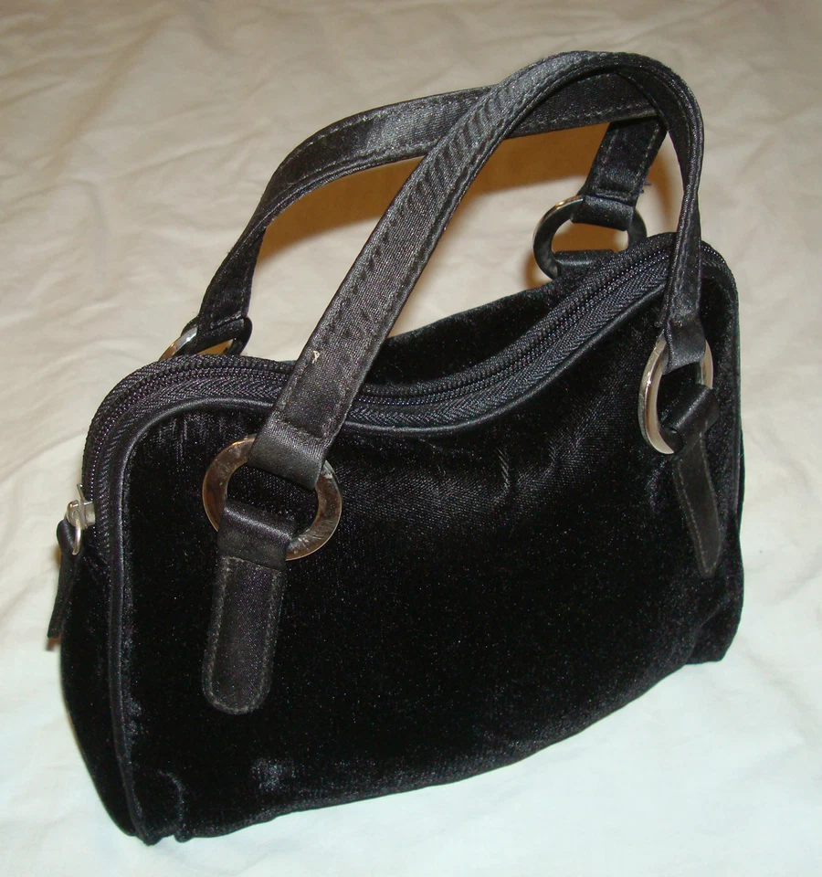 VICTORIA'S SECRET BLACK FELT HANDBAG  MAKE UP POUCH PURSE HAND BAG Velvet Tote - Image 2 of 4