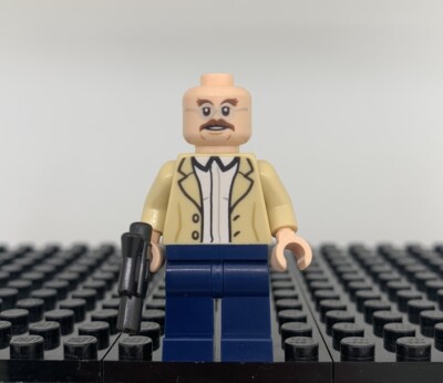 LEGO Walter White Minifigure - Breaking Bad Minifigures Tan (100% Genuine LEGO)