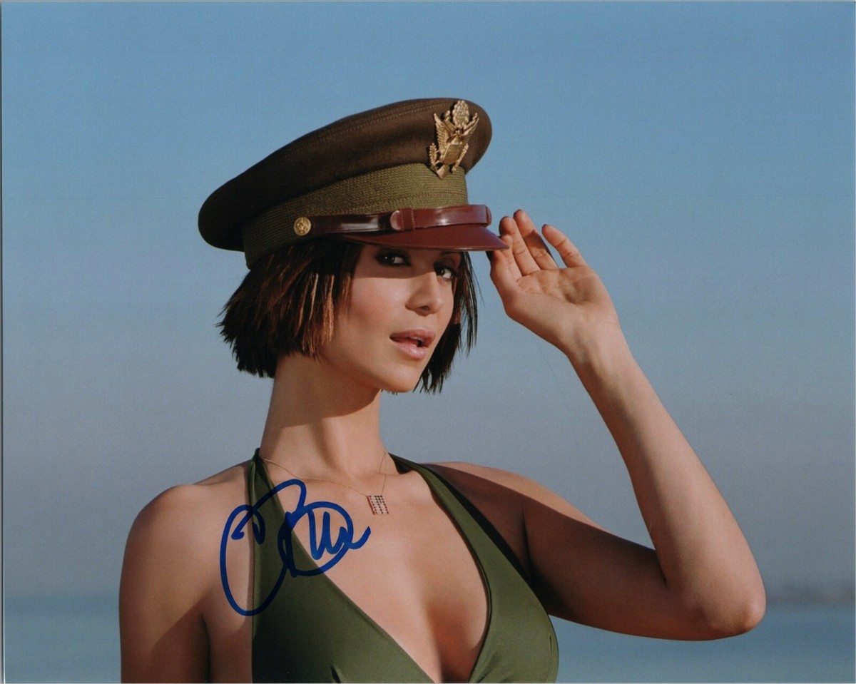 CATHERINE BELL Authentic Hand-Signed 