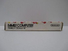 NES -- HOSHI NO KIRBY Yume no Izumi -- Box. Can save! Famicom, JAPAN Game. 13321