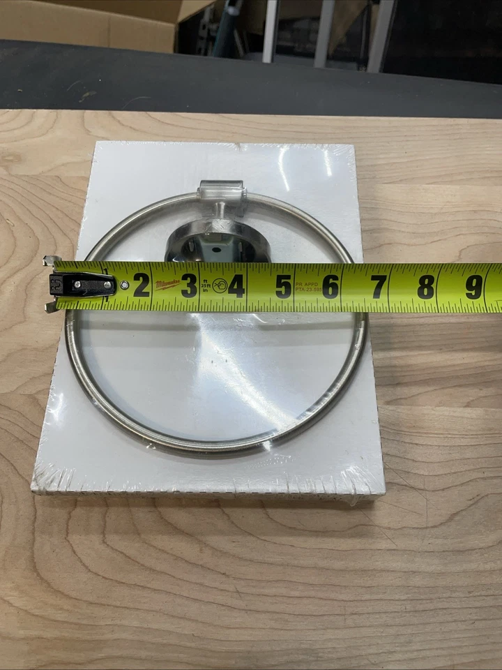 Nuevo anillo de toalla de níquel cepillo de 6,5 pulgadas sellado en caja con herrajes de montaje Foto 4 de 4