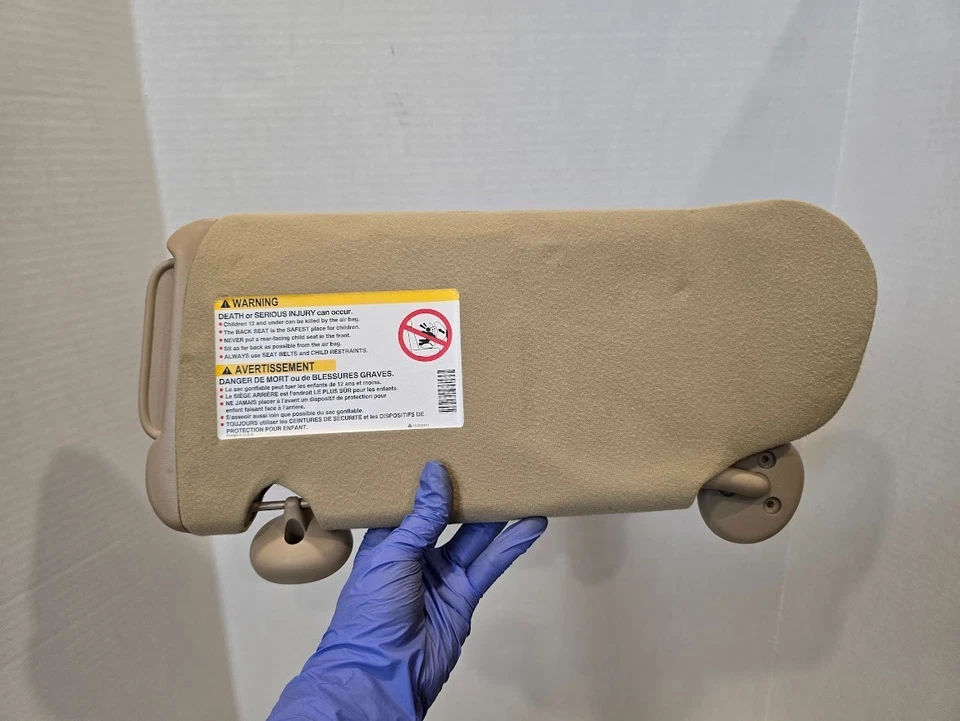 Par de parasoles izquierdo derecho Buick Lesabre 2000-2005 bronceado iluminado OEM A102 Foto 4 de 4