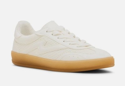 Madden Girl GIIA White Pari Women Walking Shoes Size 9M Gum Sole Sneakers Y2K