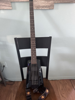 STEINBERGER Spirit XT-2 4-string Bass Guitar w/ Blackstar AmPlug2