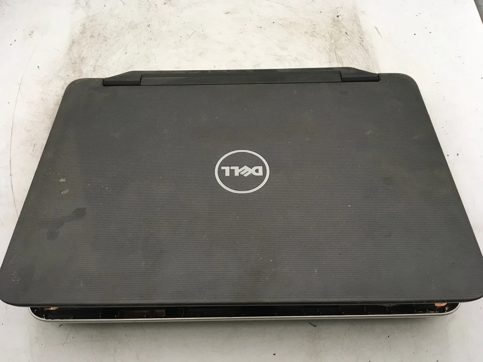 DELL VOSTRO 2420 - FOR PARTS - INTEL CORE I3 - NO RAM - CASE DAMAGE - READ - BB - Image 4 of 4