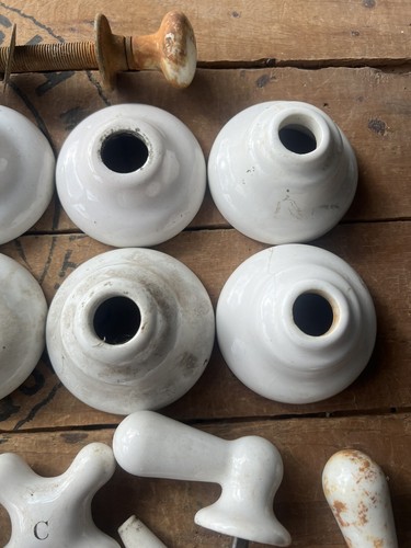 Vintage Porcelain Salvaged Hardware Lot Waste Faucet Handles Knob Toilet Tub - Picture 6 of 8