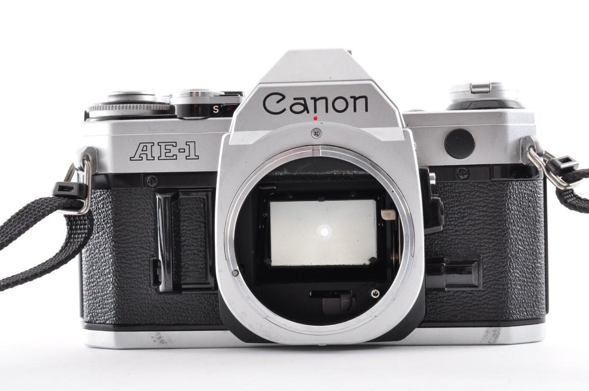 Canon AE-1 Silver / Lens New FD 50mm f/1.4 Exc+5 SLR 35mm