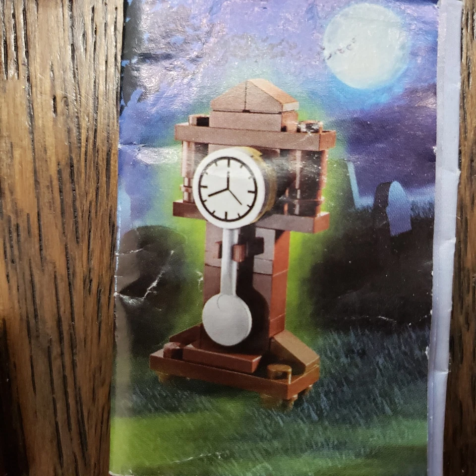LEGO Monster Fighters Grandfather Clock And Instructions - Image 4 of 4