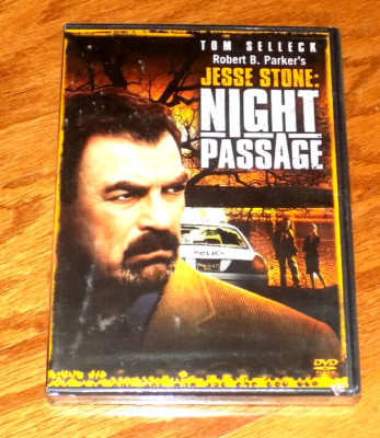 【中古】「非常に良い」Robert B. Parker's Jesse Stone: The Collection [DVD] Amazon.com: Jesse Stone: The Collection : Tom Selleck, Jane Adams