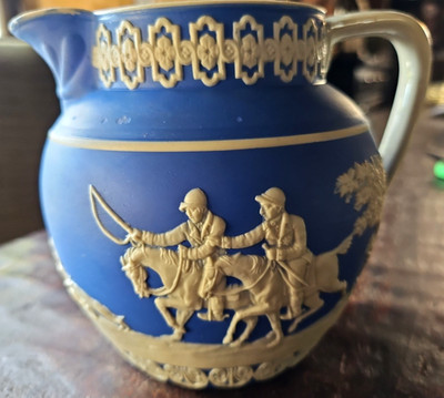 Copeland Spode blue / white Jasperware pitcher hunt scene 4-1/2  EXCELLENT