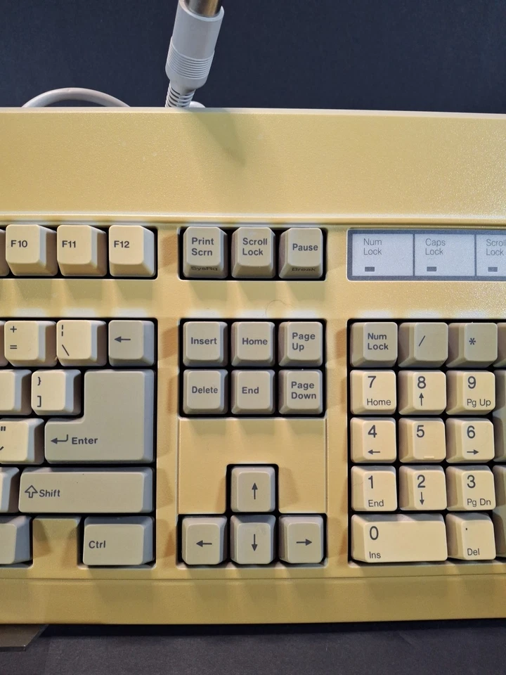 Teclado vintage Philips AT AQ6MEMB-74004 5 pines Din falta tecla ESC K3 Foto 4 de 4