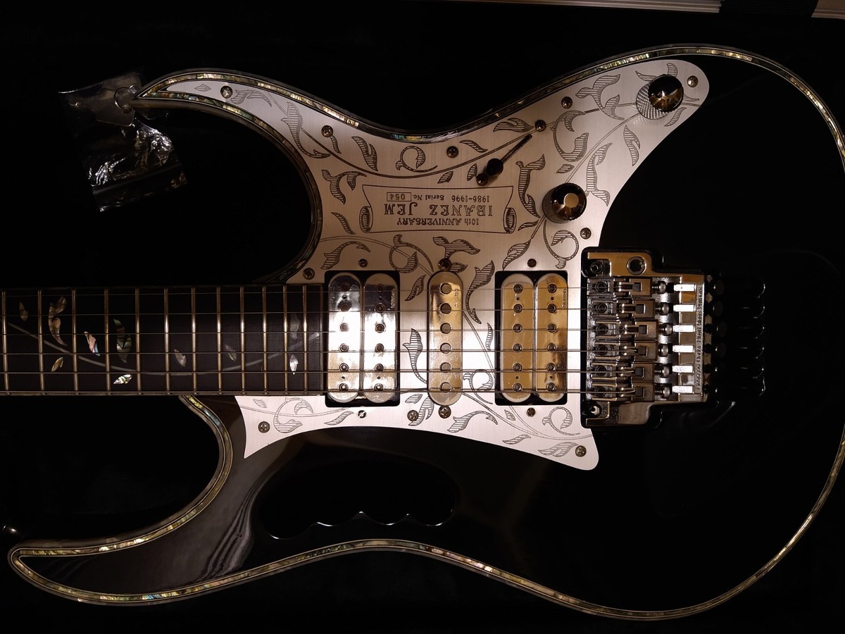 Unique Ibanez Steve Vai (JEM10th 10th Anniversary Collector's