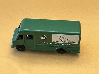 Vintage Budgie Models  REA Express  Parcel Delivery Van English Base