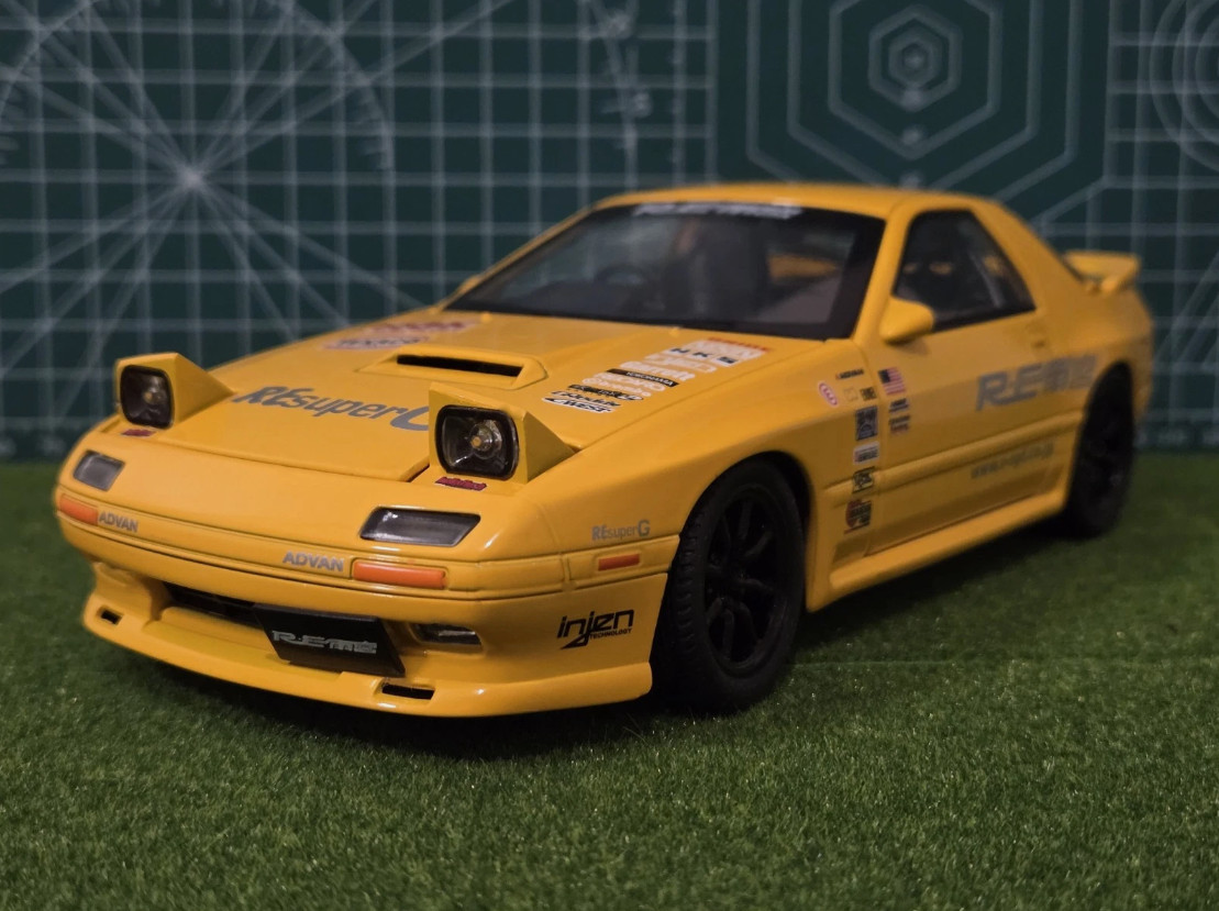 MAZDA RX 7 RE SUPER G 1990 de Jinlifang Model au 1/24, miniature de collection en metal
