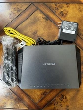 NETGEAR Nighthawk R7000 AC1900 Smart WiFi Router Used