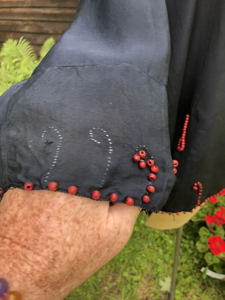 "Blusa vintage antigua de 1920 eduardiana diseño de cuentas de madera roja B 44""" Foto 4 de 4