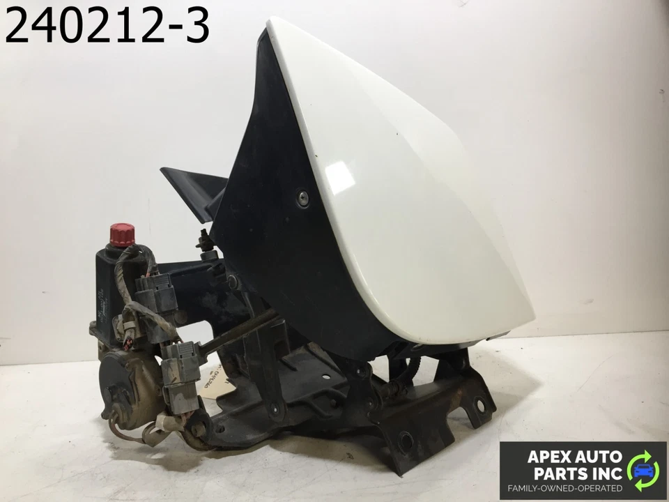 OEM 1993 Dodge Stealth FOG LIGHT RH PASSENGER ASSEMBLY W/ BRACKET - Imagem 3 de 4