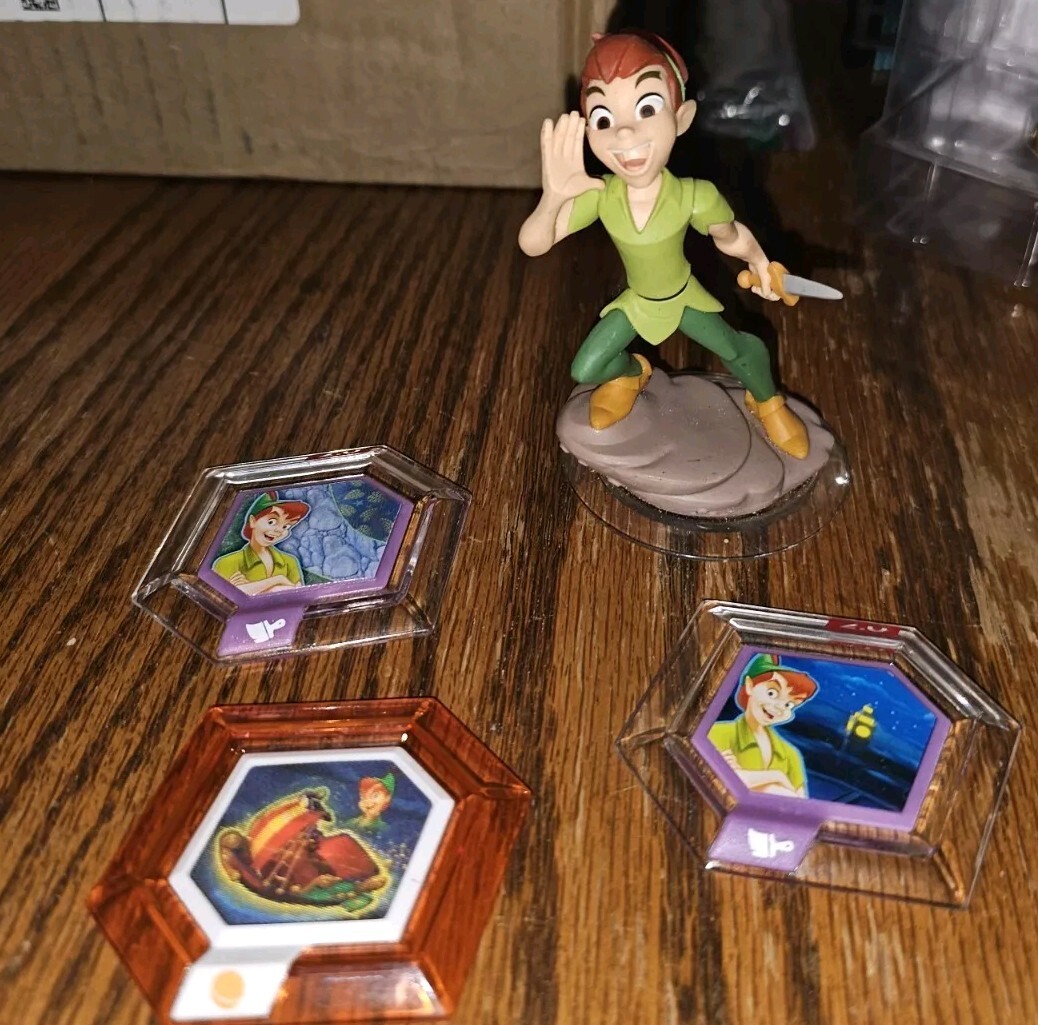 Disney Infinity Unreleased Peter Pan Figure Plus Power Discs