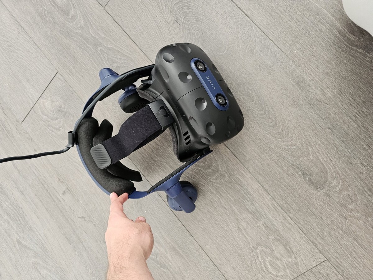 Htc Vive Pro Top Virtual Reality Headsets HOT Htc Vive Pro What Is