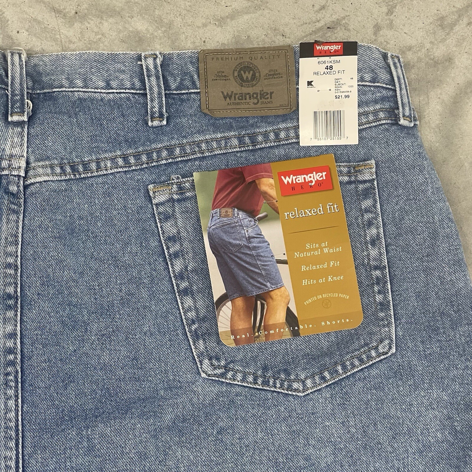 Wrangler Hero Shorts Mens 48 Blue Denim Flat Front Relaxed Fit Knee Length NWT thumbnail 2