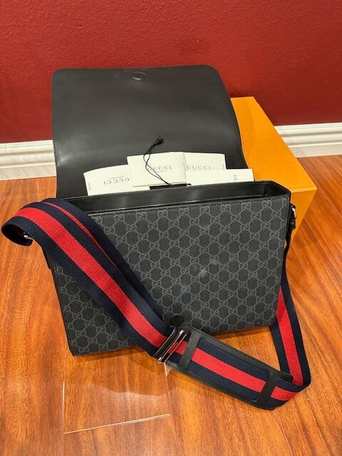 New Gucci Messengers & Crossbody Bags for Men | eBay