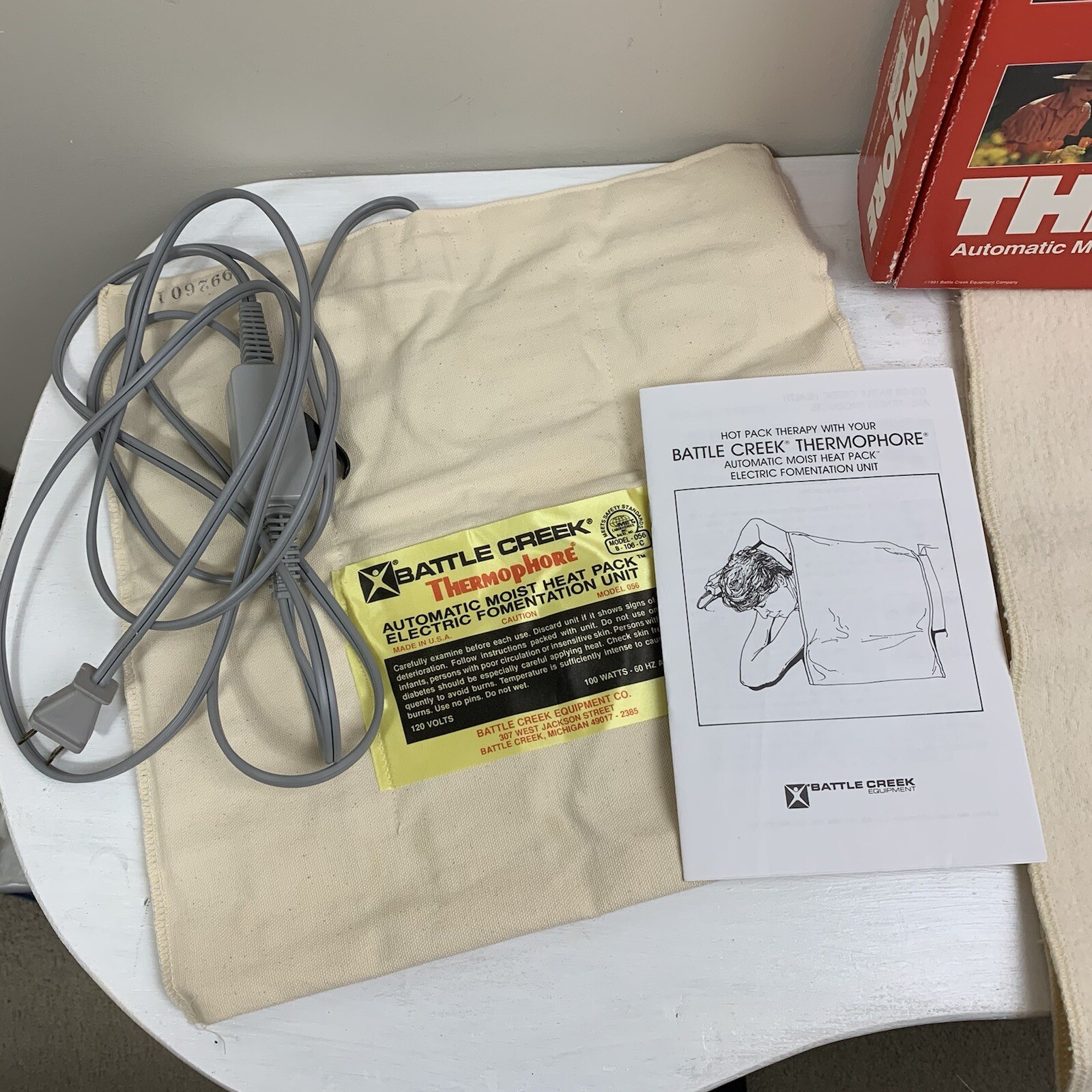 VTG Thermophore Classic Heat Pack 14" x 14" Model 056 Moist Heating Pad