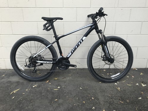 2020 Giant ATX 3 Disc, Size XS, Very 