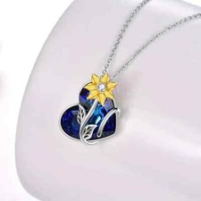 Exquisite Flower Blue Heart Crystal Pendant Necklace Jewelry Gift