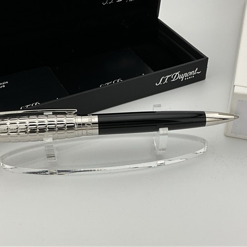 S.T. DUPONT LINE D ELYSEE LACQUER BALLPOINT