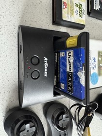 Sega Mega Drive Arcade Classic Multi Game Wireless Console + 6 Games