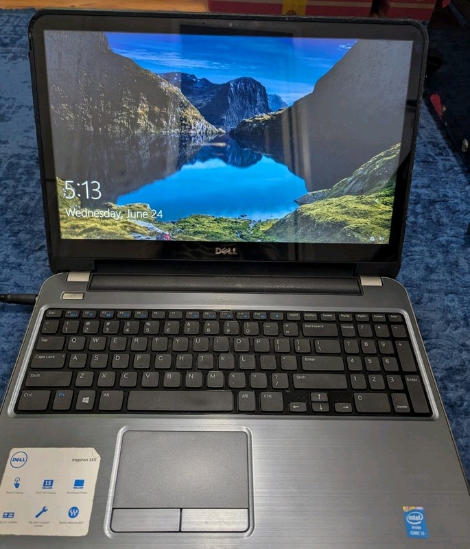 Dell Inspiron 15R-5537 15.6" Intel Core i5-4200U 1.6GHz 8GB 1TB HDD Windows 10