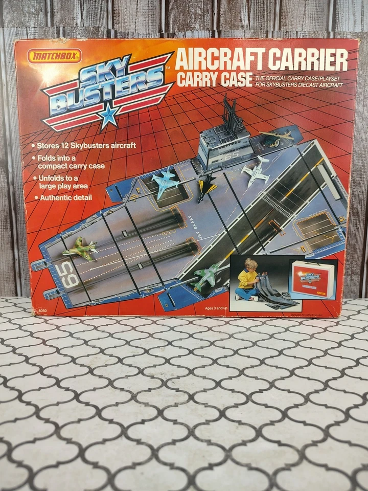 Matchbox Sky Busters Skybusters Aircraft Carrier Storage Case W/ Original Box.  - Image 2 of 4