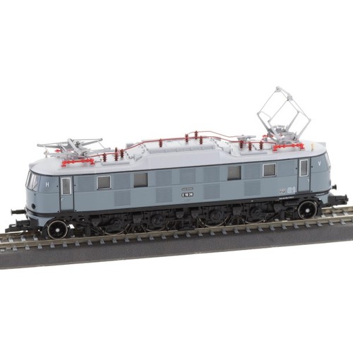 Tillig 02462 Elektrolokomotive E 18 der DRG, Ep. II TT + Neu | Zustand: Neu
