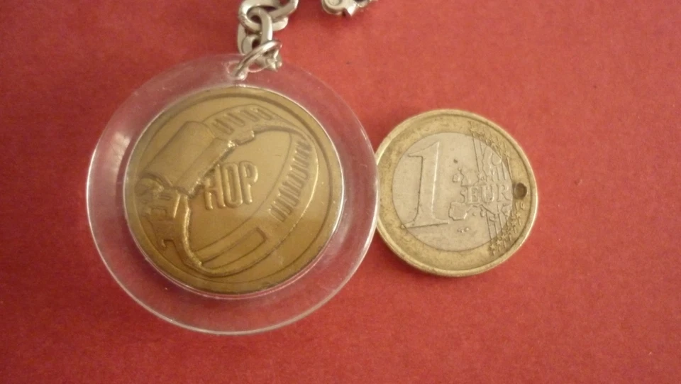 PORTE CLE PLASTIQUE / * ELEPHANT SERRE FIXE* - Photo 3/3